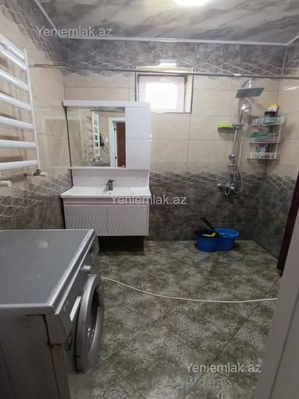 Satılır 3 otaqlı həyət evi 130 m²