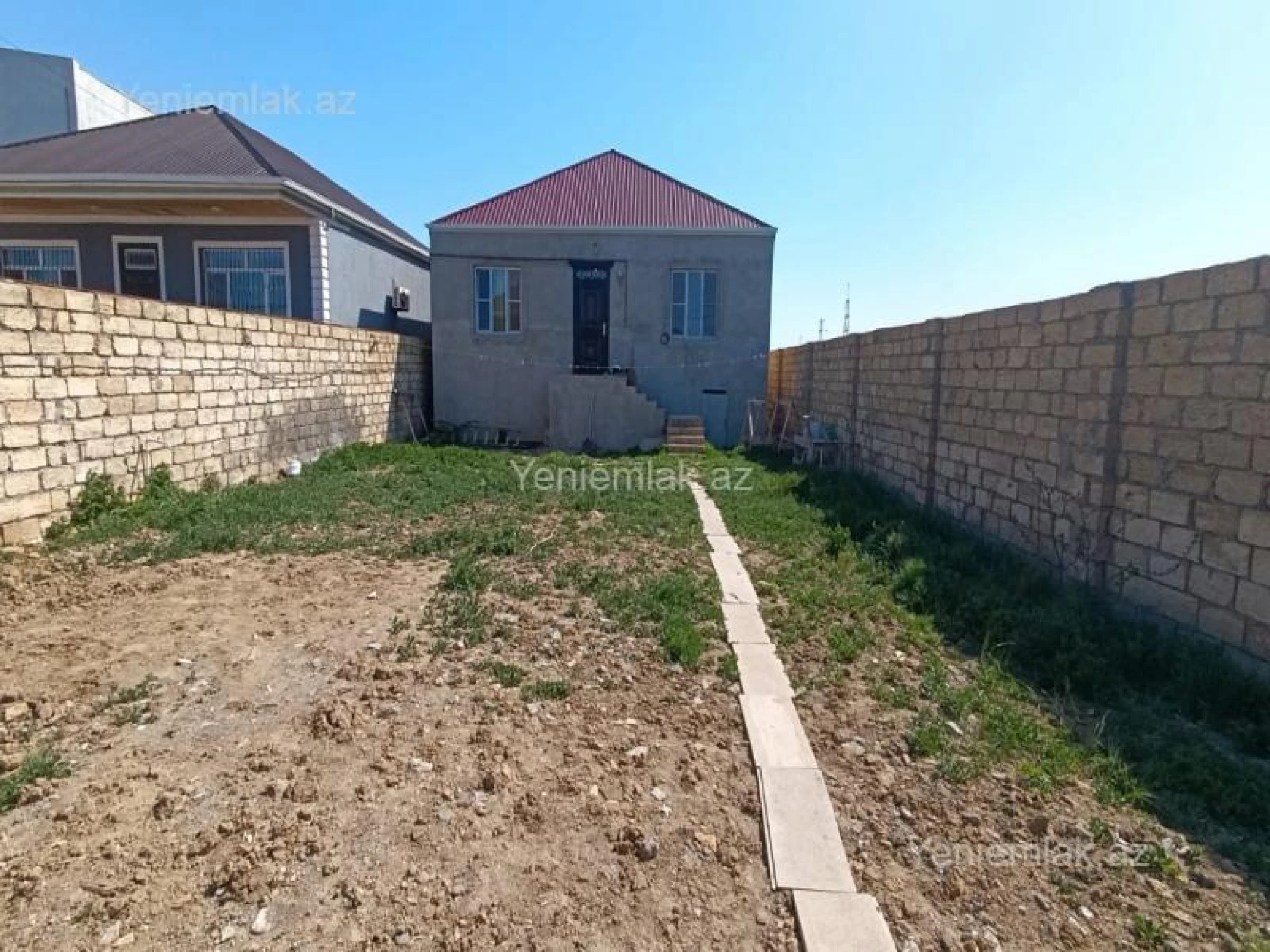 Satılır 3 otaqlı həyət evi 130 m²