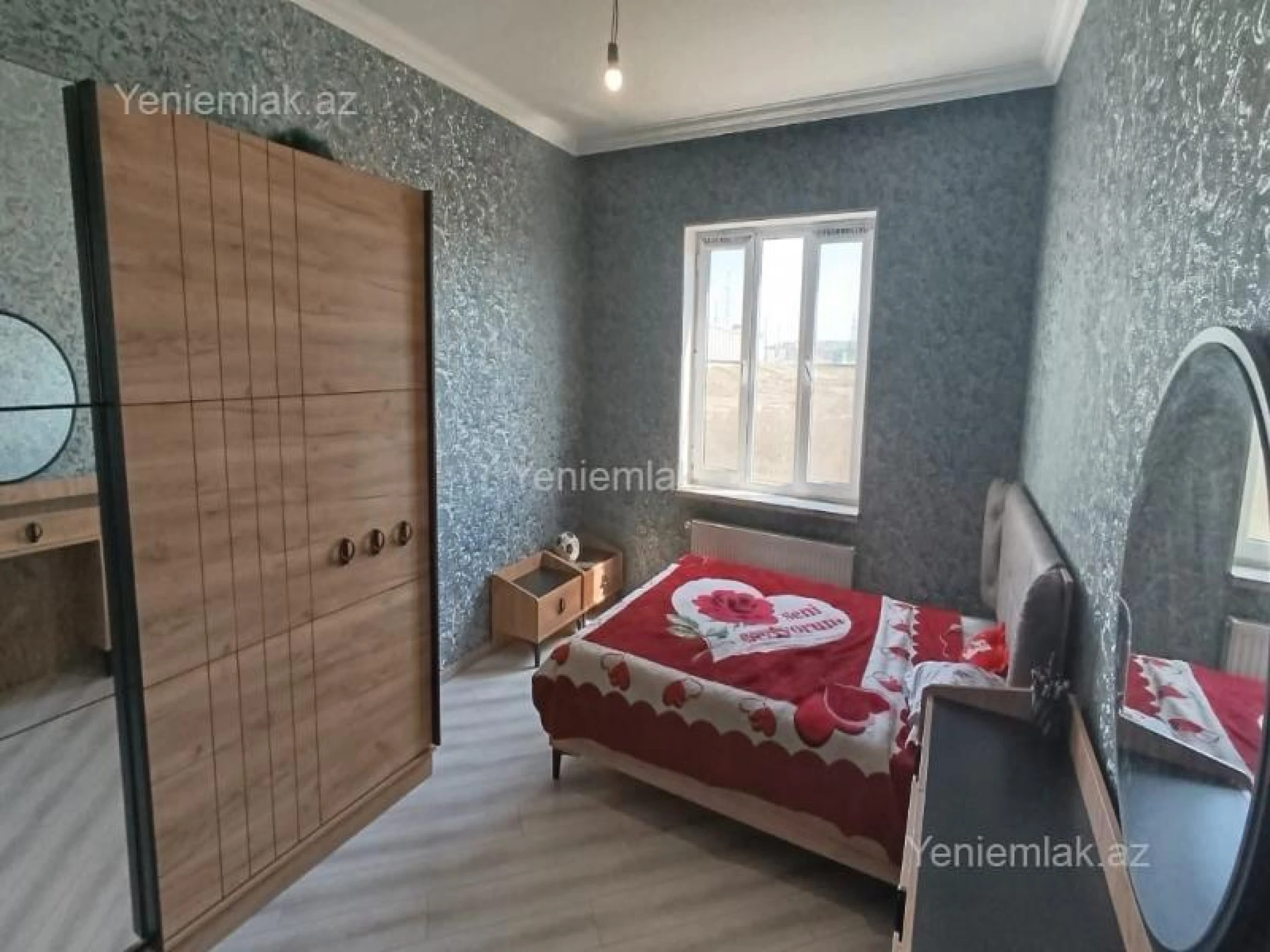 Satılır 3 otaqlı həyət evi 130 m²