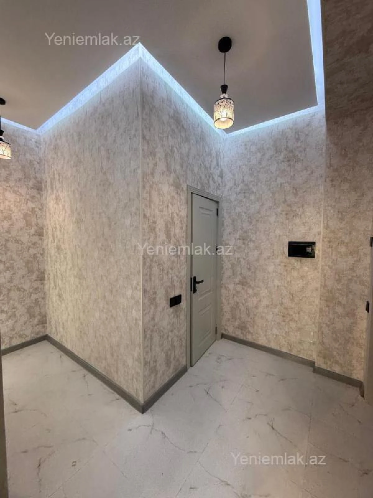 Satılır 2 otaqlı yeni tikili 55 m²