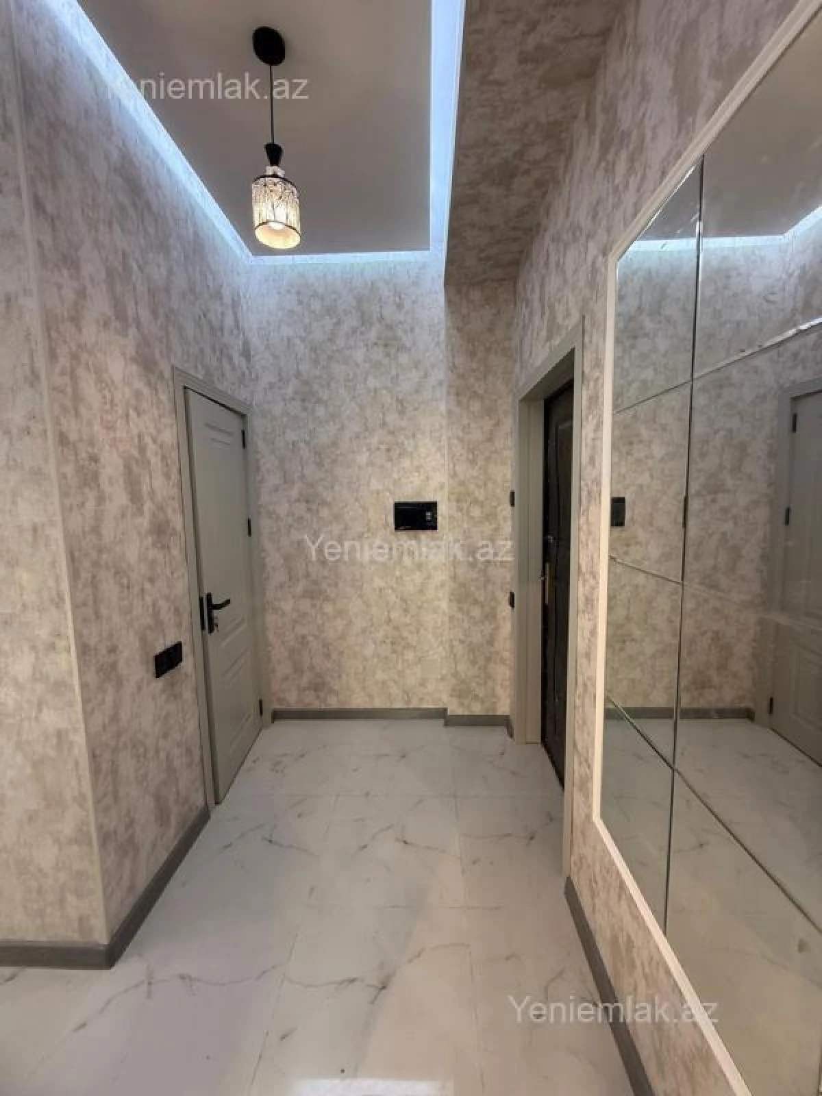 Satılır 2 otaqlı yeni tikili 55 m²