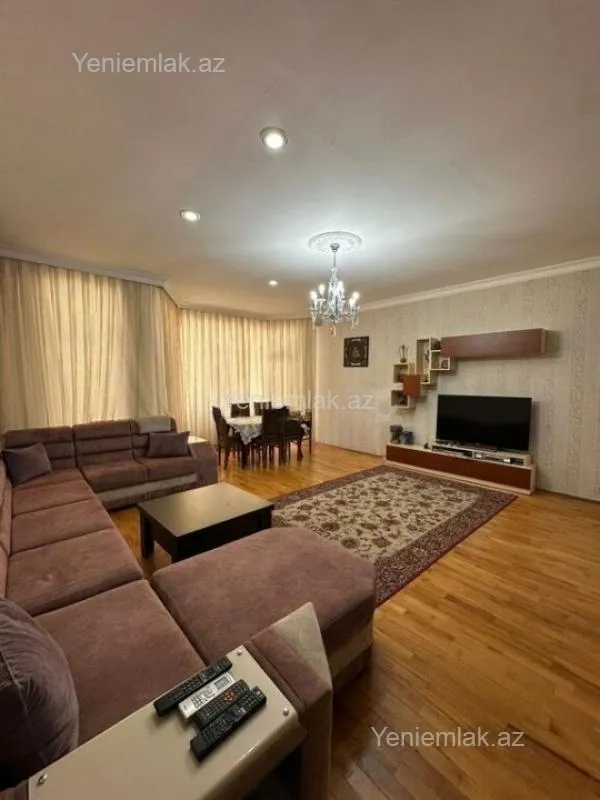 Satılır 3 otaqlı yeni tikili 154 m²