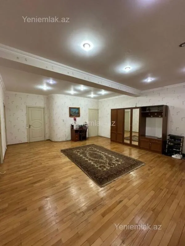 Satılır 3 otaqlı yeni tikili 154 m²