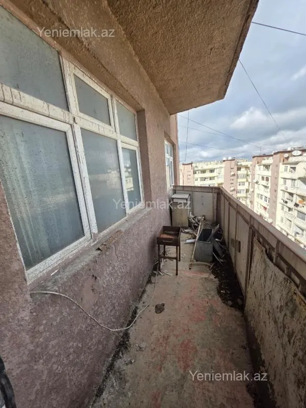 Satılır 2 otaqlı köhnə tikili 60 m²