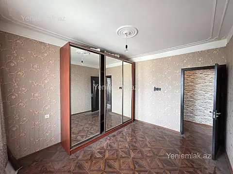 Satılır 2 otaqlı köhnə tikili 60 m²