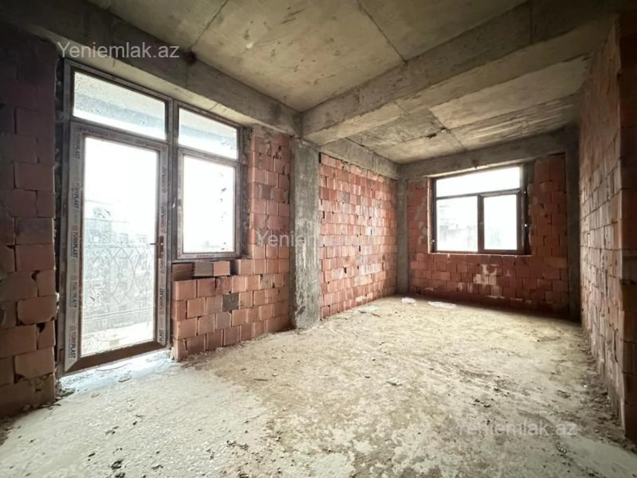 Satılır 3 otaqlı yeni tikili 90.89 m²