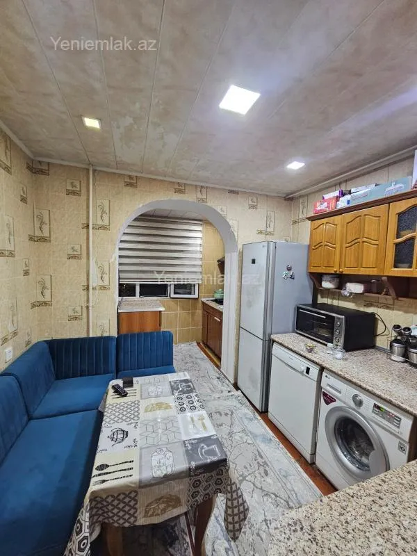 Satılır 3 otaqlı köhnə tikili 78 m²