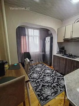 Satılır 3 otaqlı köhnə tikili 85 m²