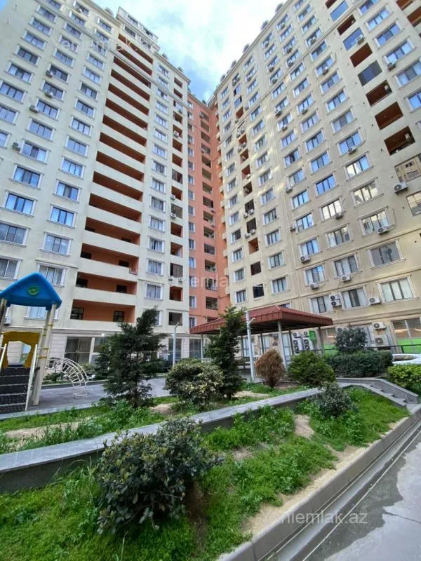 Satılır 3 otaqlı yeni tikili 110 m²
