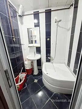 Satılır 3 otaqlı köhnə tikili 80 m²