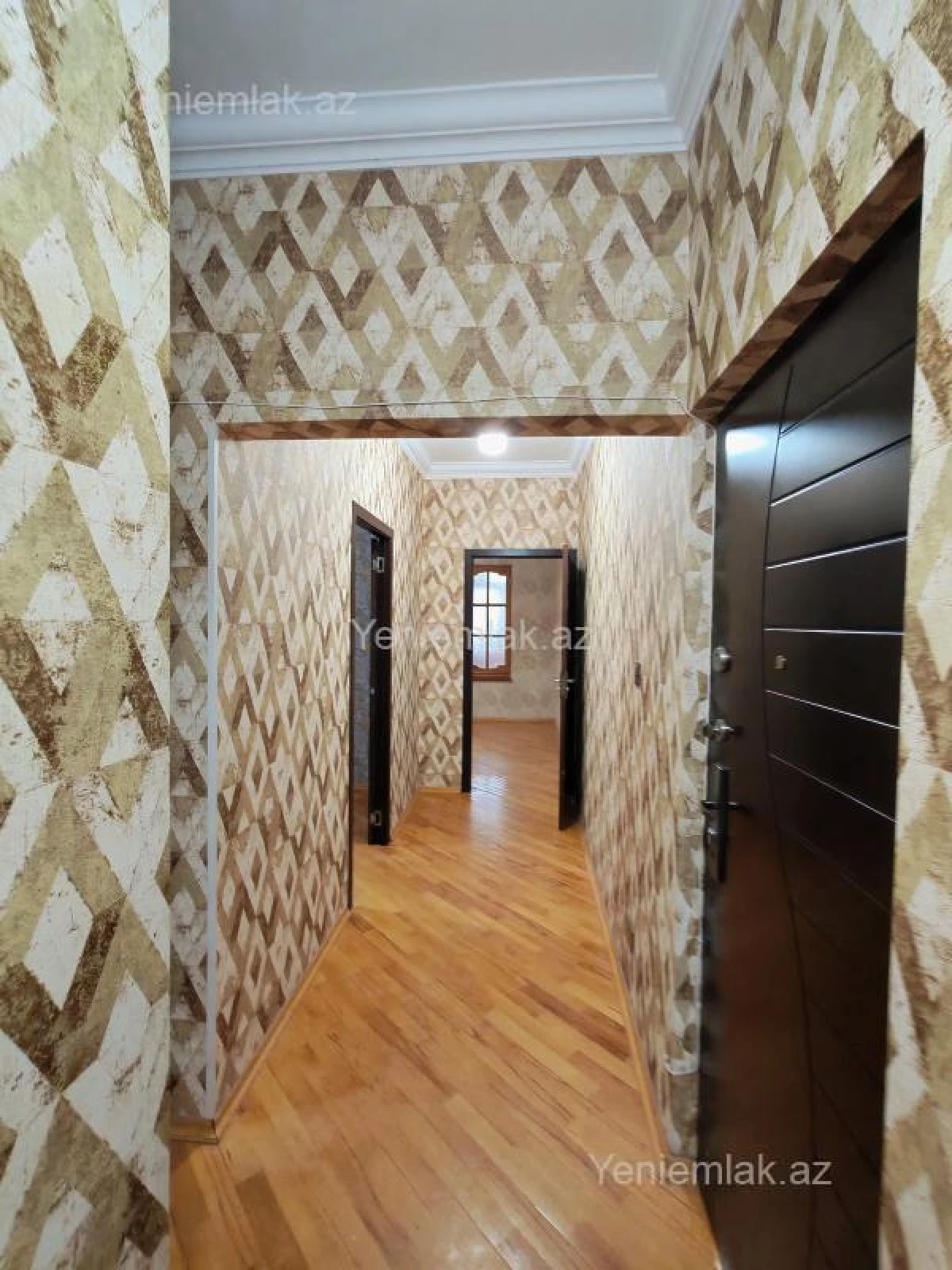Satılır 2 otaqlı köhnə tikili 65 m²