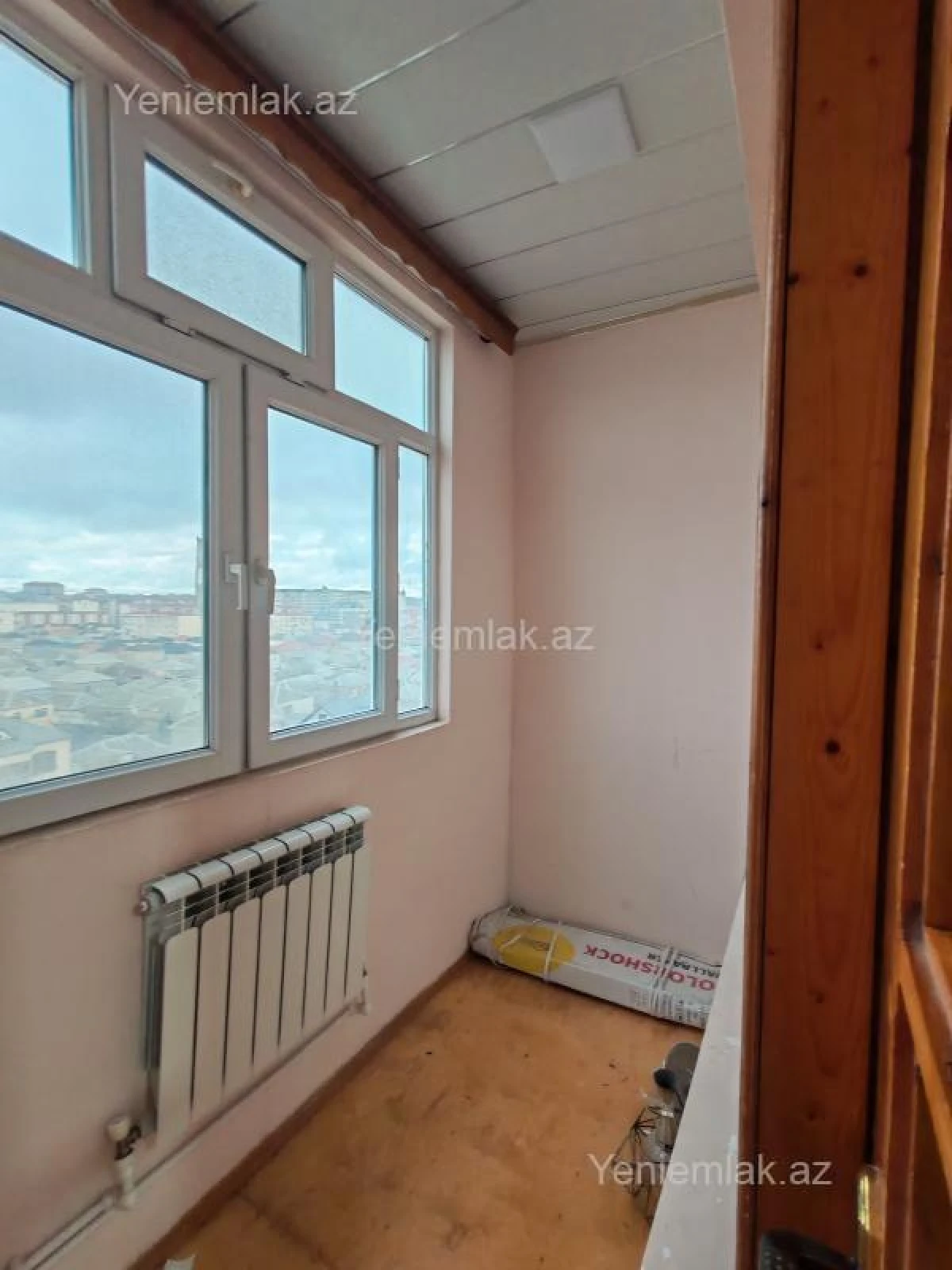 Satılır 2 otaqlı köhnə tikili 65 m²