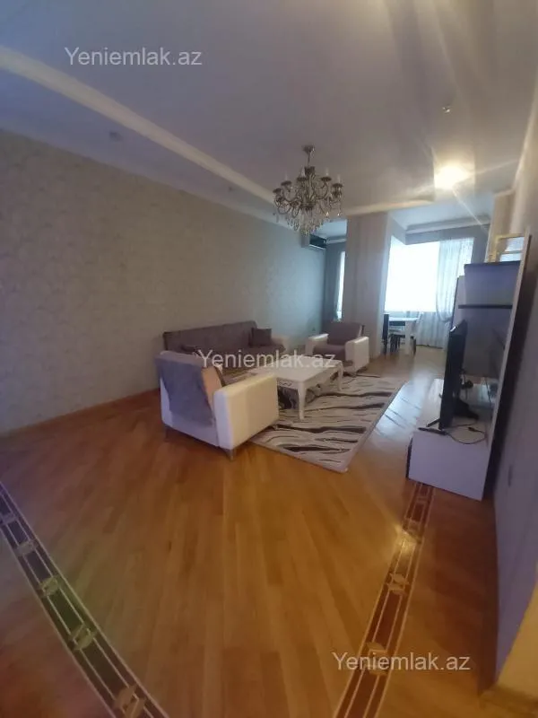 Satılır 3 otaqlı yeni tikili 115 m²