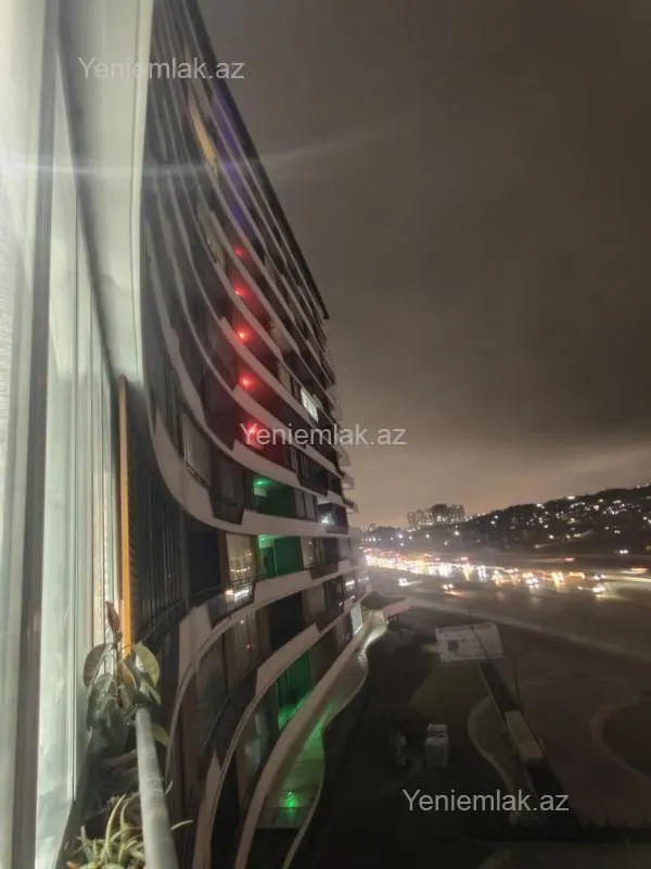 Satılır 3 otaqlı yeni tikili 70 m²