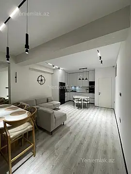 Satılır 3 otaqlı yeni tikili 80 m²