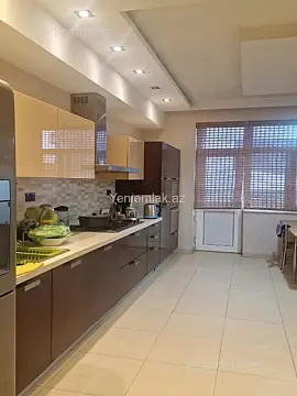 Satılır 2 otaqlı yeni tikili 110 m²