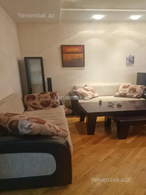 Satılır 2 otaqlı yeni tikili 110 m²