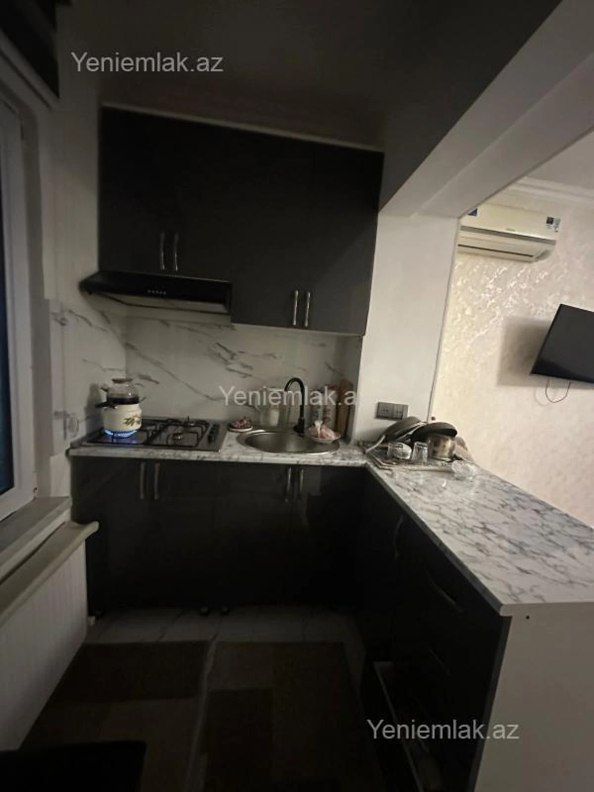 Satılır 1 otaqlı köhnə tikili 40 m²
