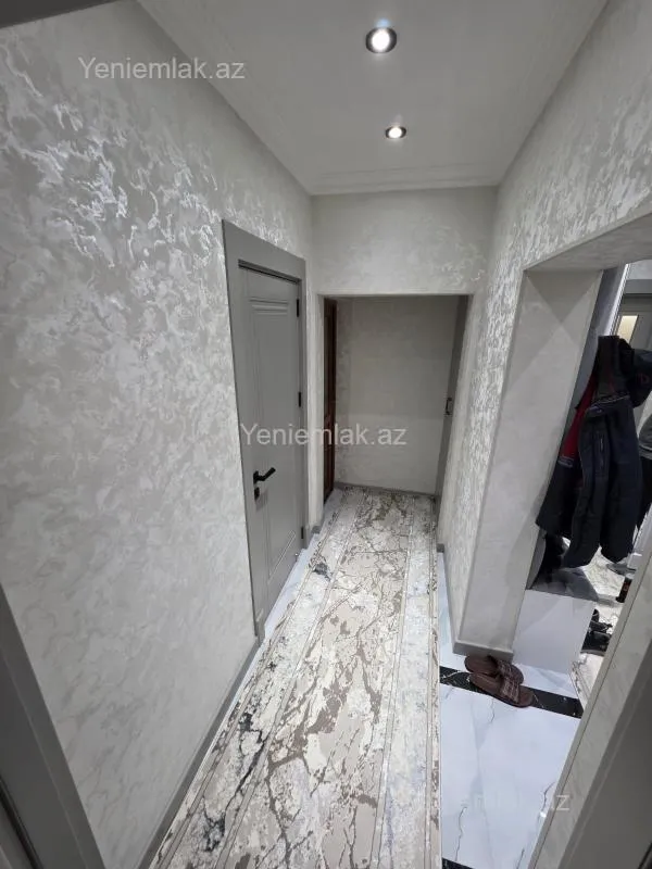 Satılır 3 otaqlı köhnə tikili 70 m²