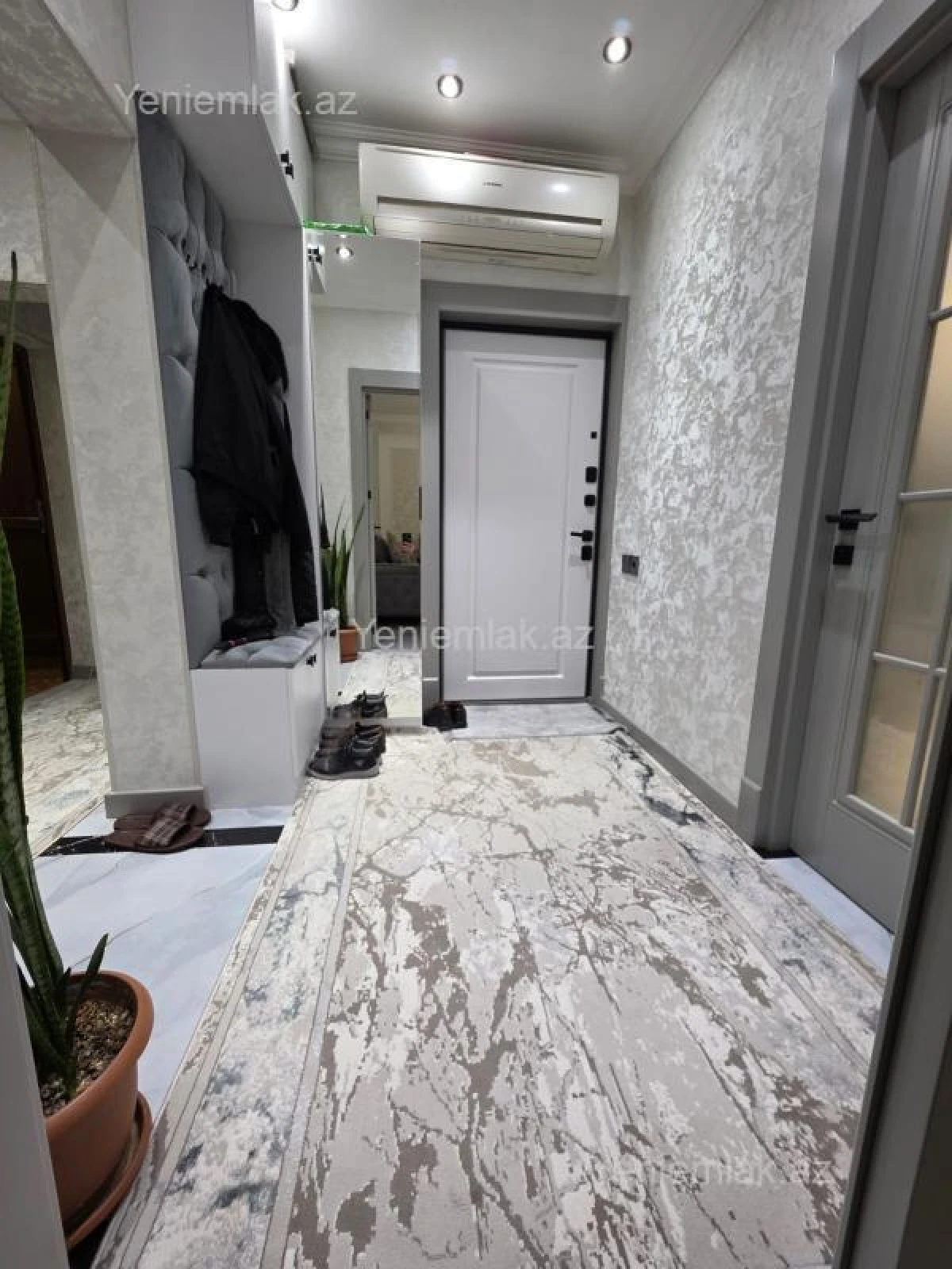 Satılır 3 otaqlı köhnə tikili 70 m²