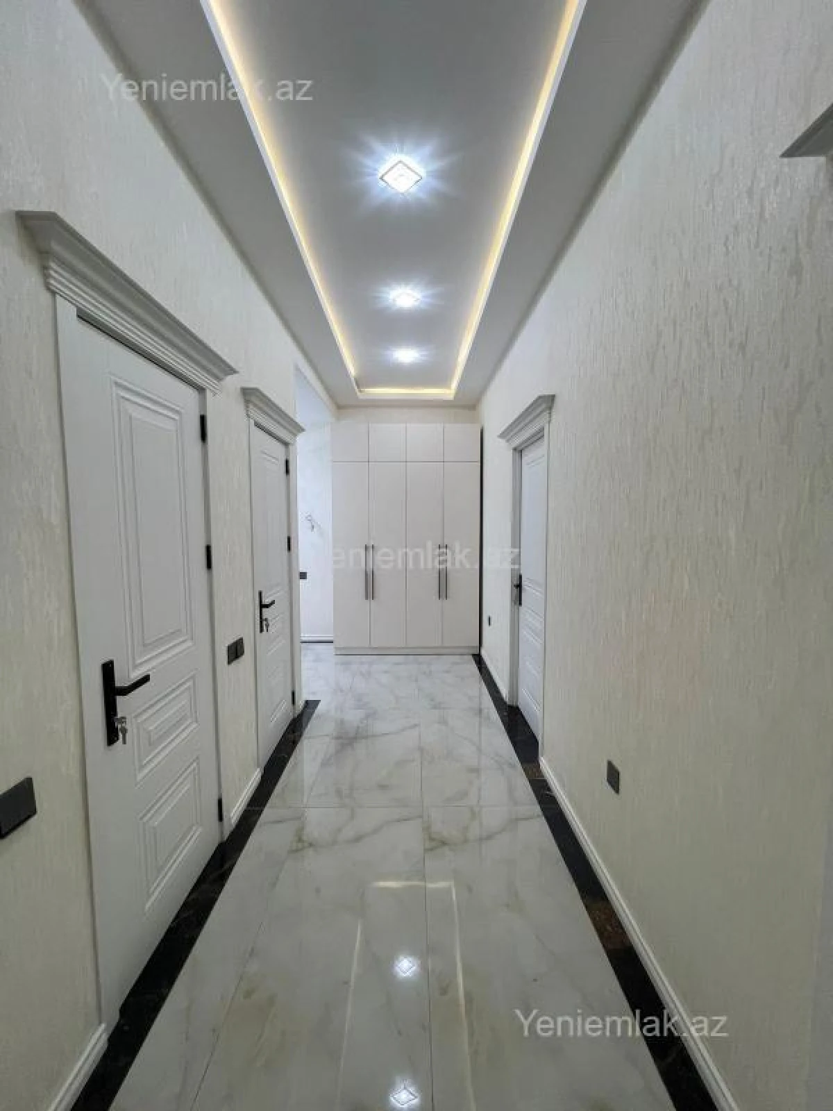 Satılır 2 otaqlı yeni tikili 90 m²