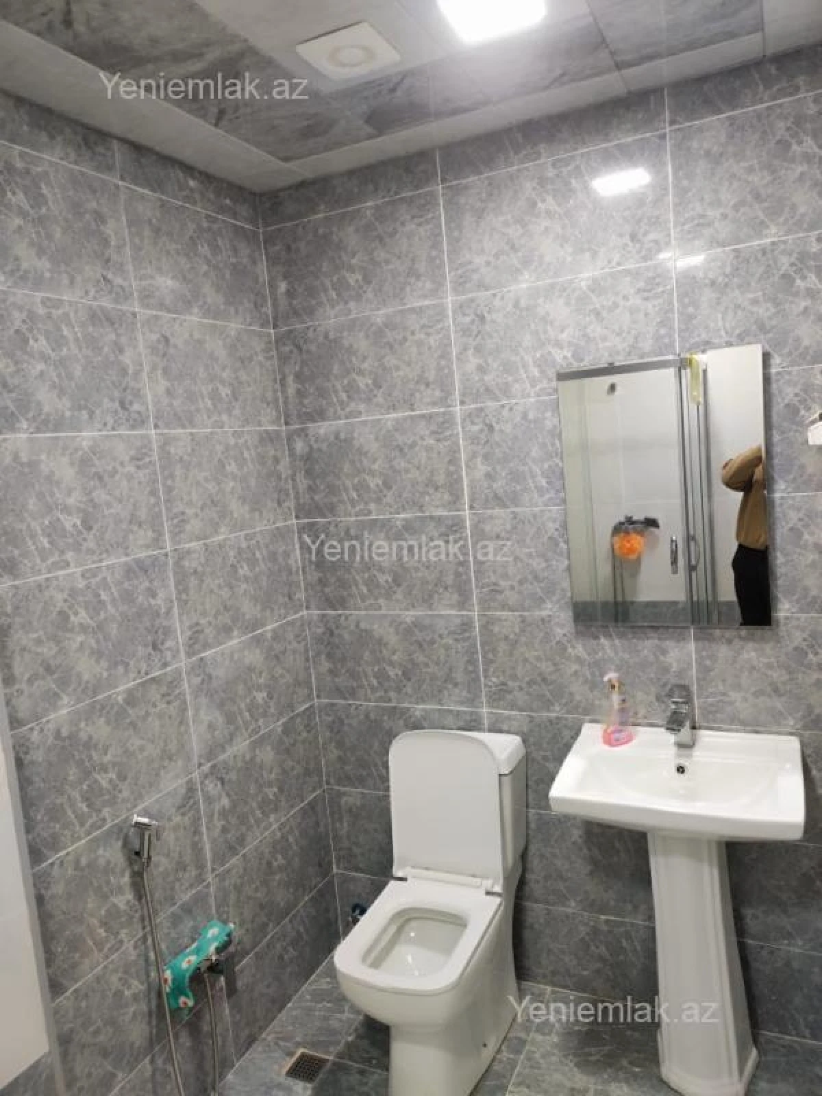 Satılır 2 otaqlı yeni tikili 63 m²