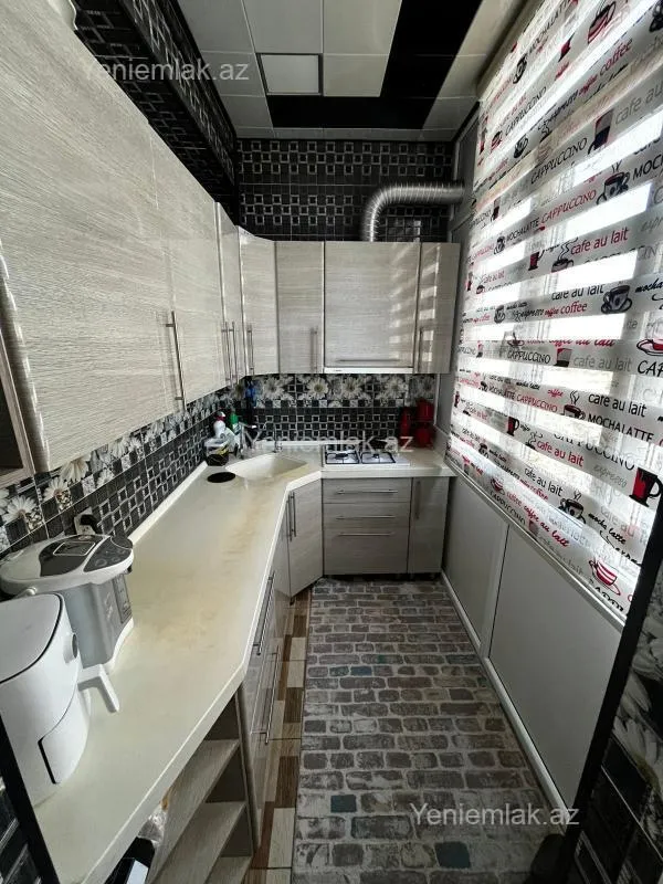 Satılır 3 otaqlı yeni tikili 100 m²