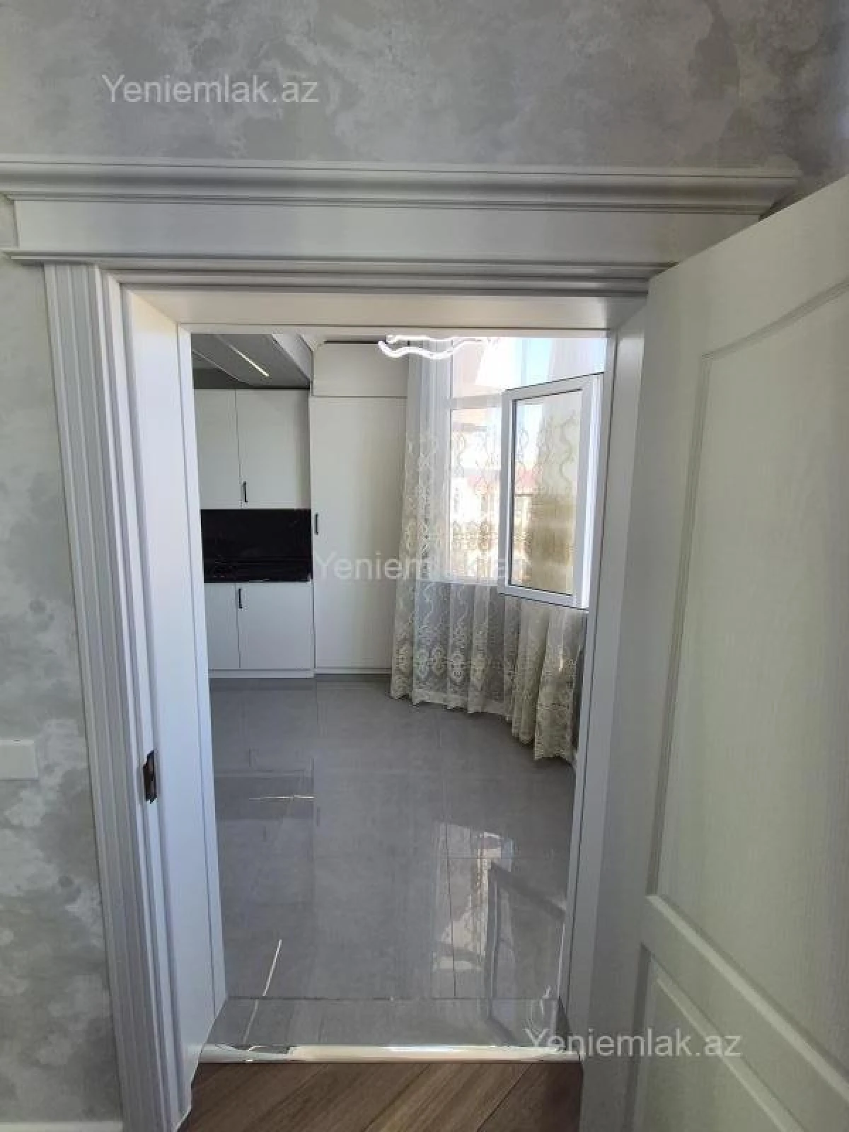 Satılır 2 otaqlı yeni tikili 68 m²