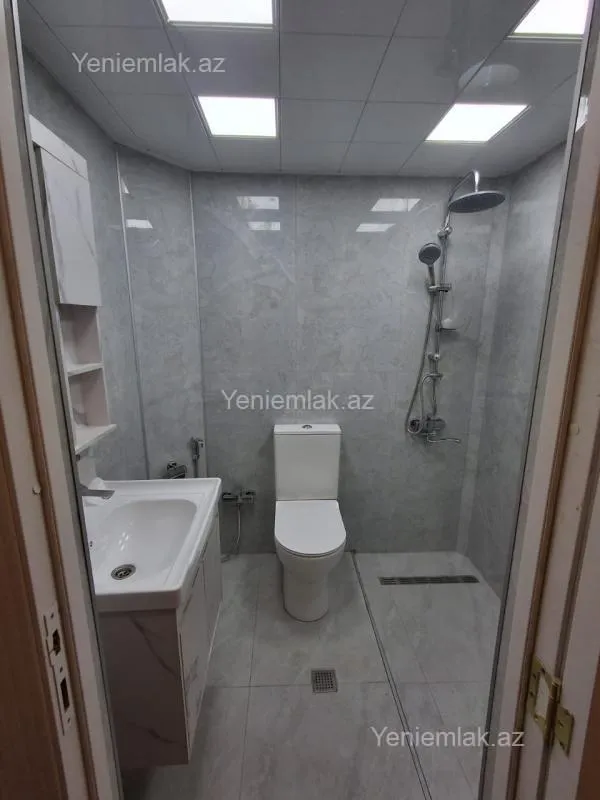 Satılır 2 otaqlı köhnə tikili 40 m²