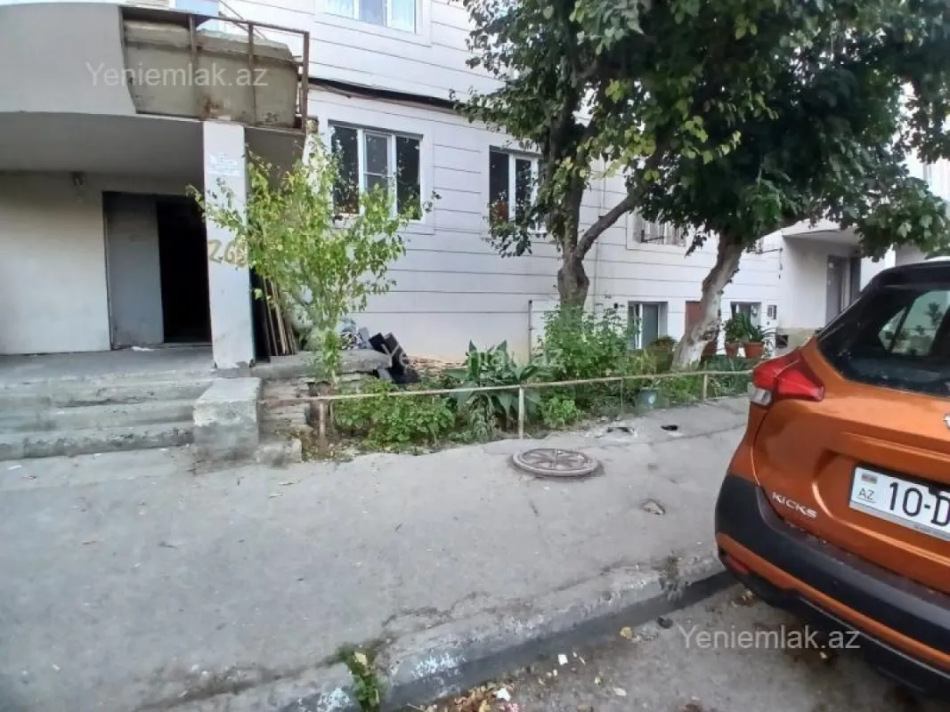 Satılır 3 otaqlı köhnə tikili 80 m²