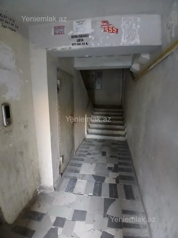 Satılır 3 otaqlı köhnə tikili 80 m²