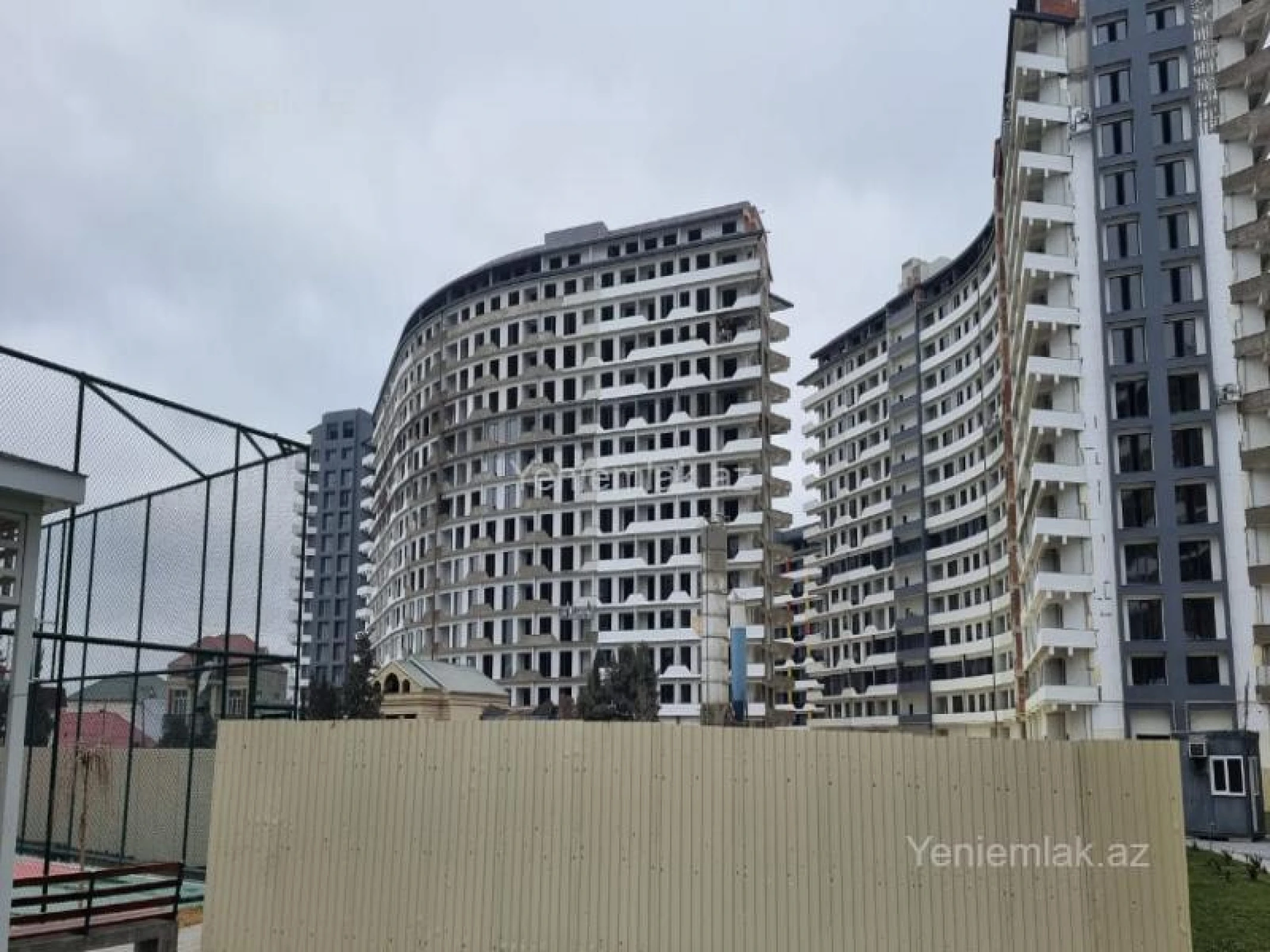 Satılır 3 otaqlı yeni tikili 110 m²