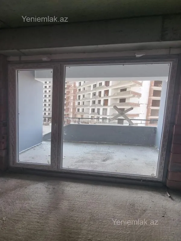 Satılır 3 otaqlı yeni tikili 110 m²
