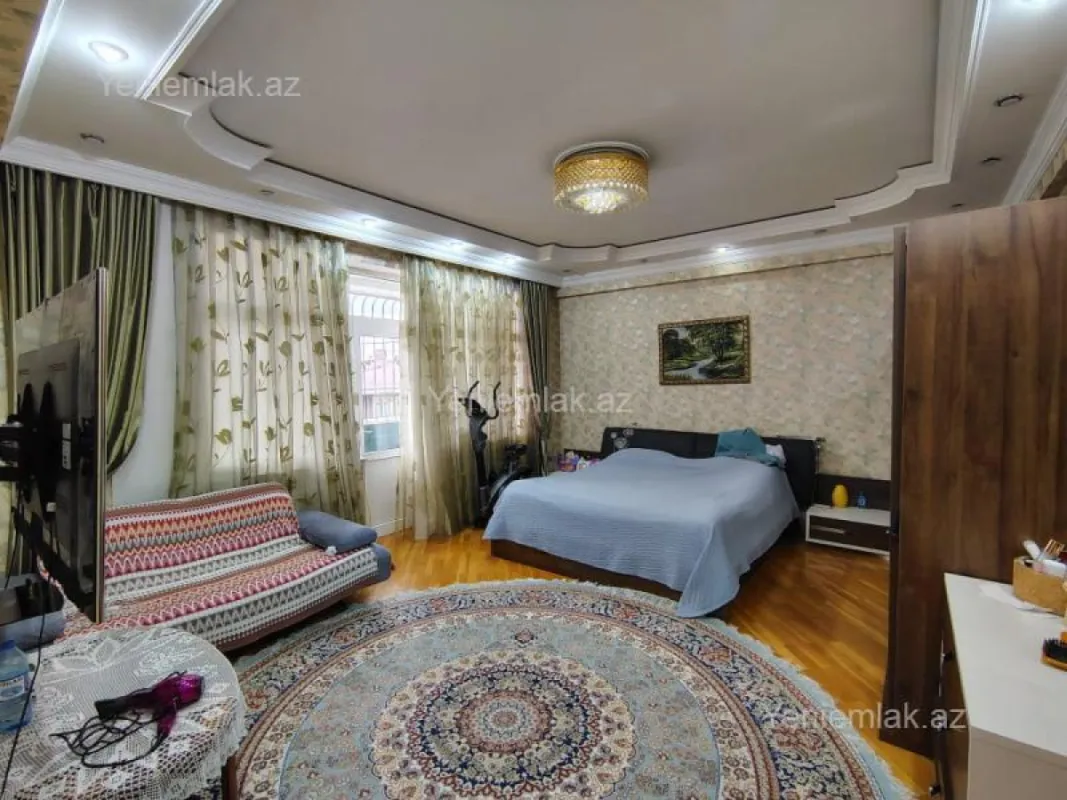 Satılır 4 otaqlı yeni tikili 185 m²