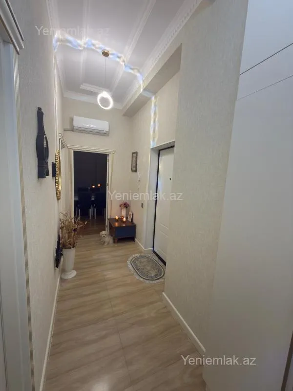 Satılır 3 otaqlı yeni tikili 60 m²