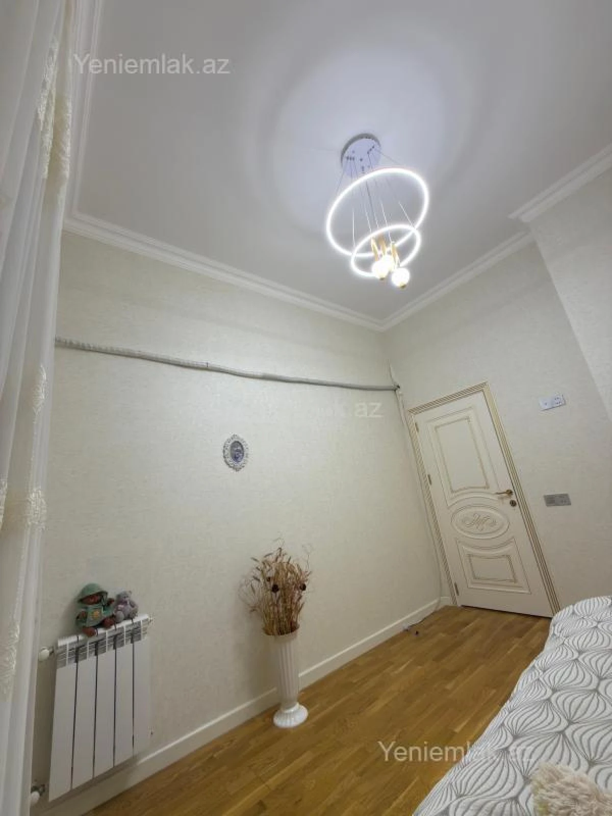 Satılır 3 otaqlı yeni tikili 60 m²