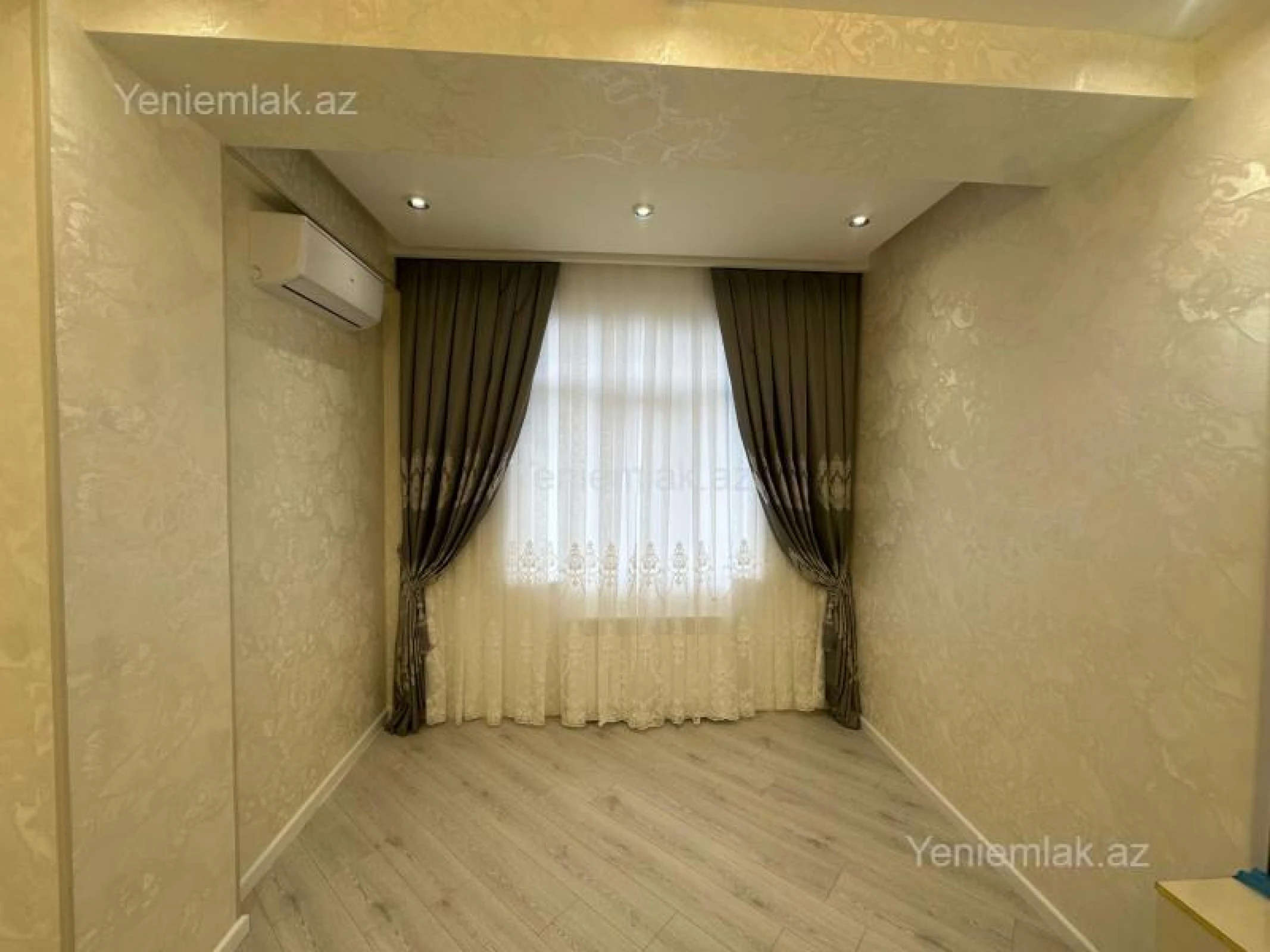 Satılır 3 otaqlı yeni tikili 92 m²