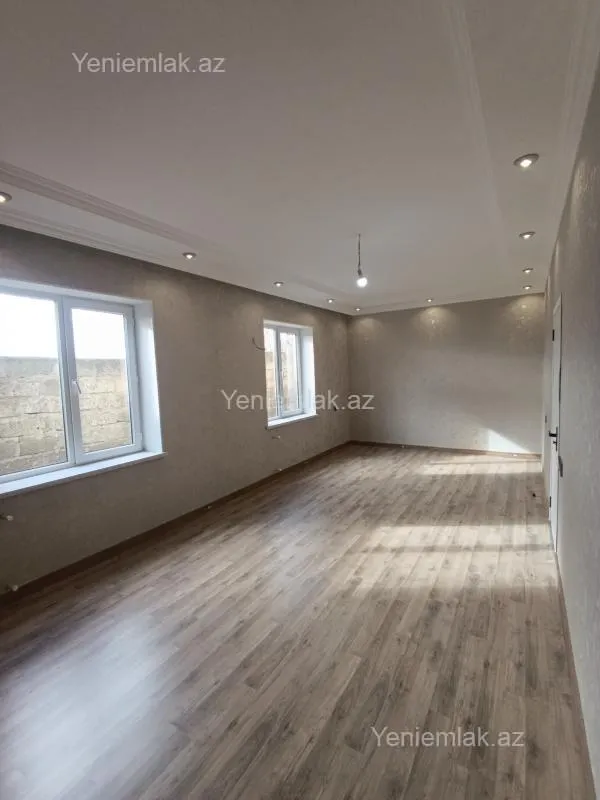 Satılır 3 otaqlı həyət evi 100 m²