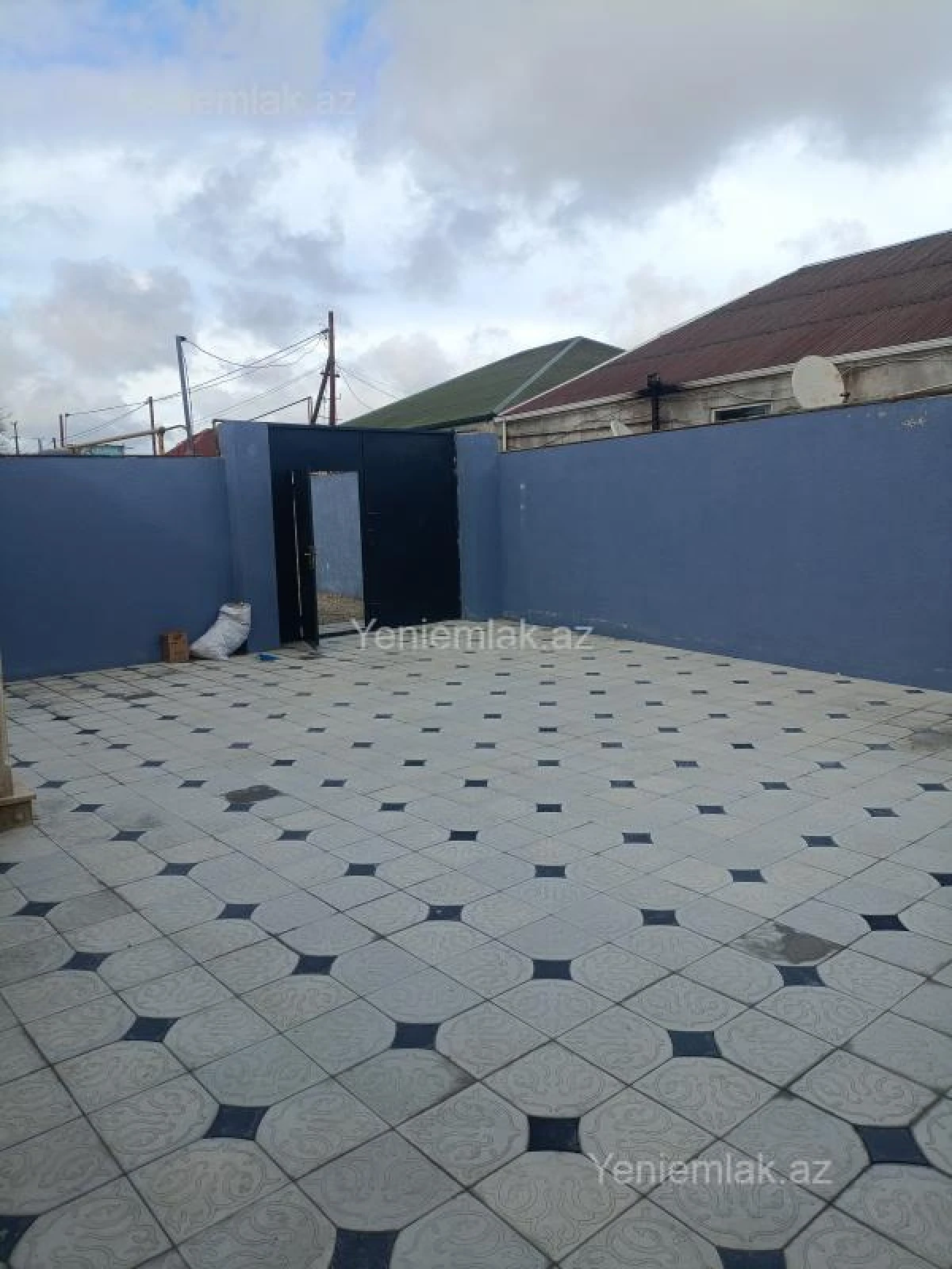 Satılır 3 otaqlı həyət evi 100 m²