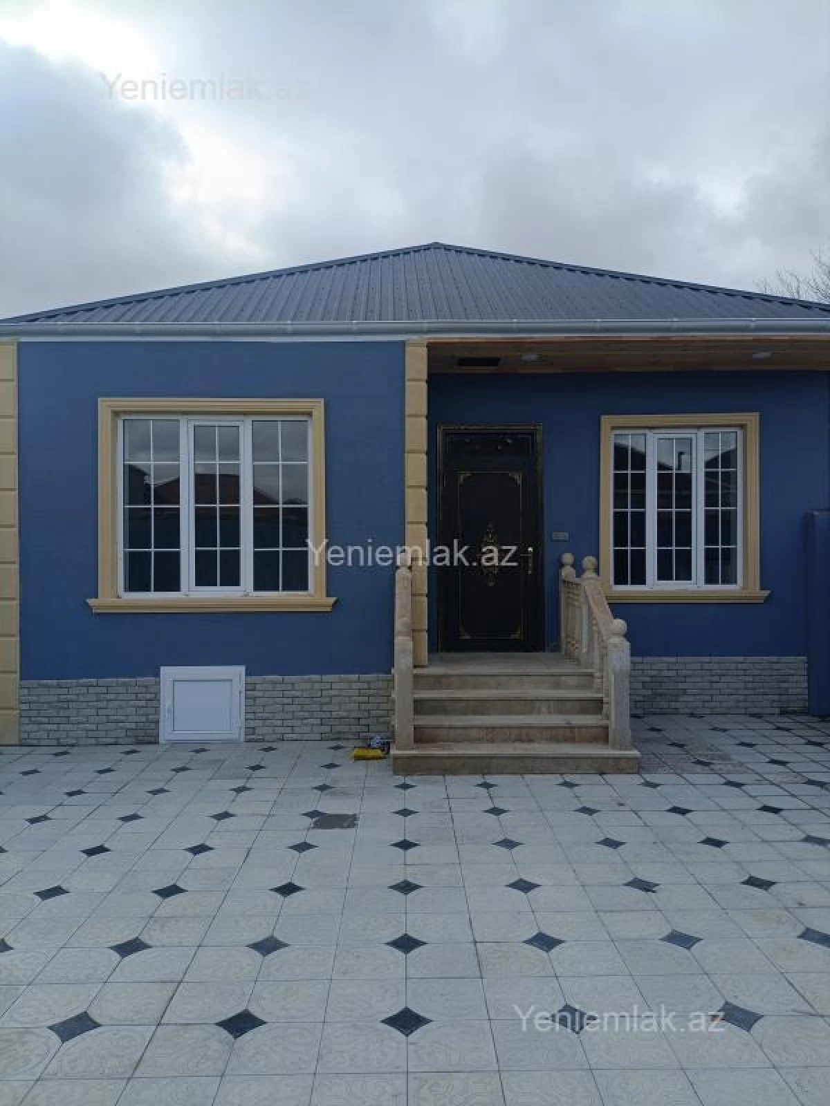 Satılır 3 otaqlı həyət evi 100 m²