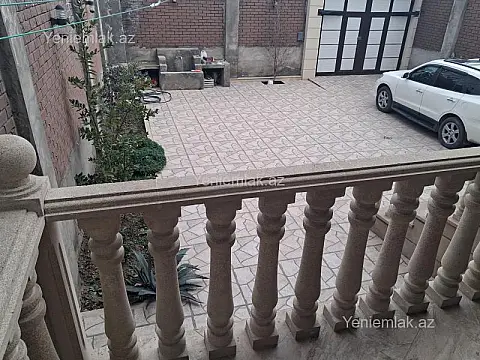 Satılır 5 otaqlı həyət evi 260 m²