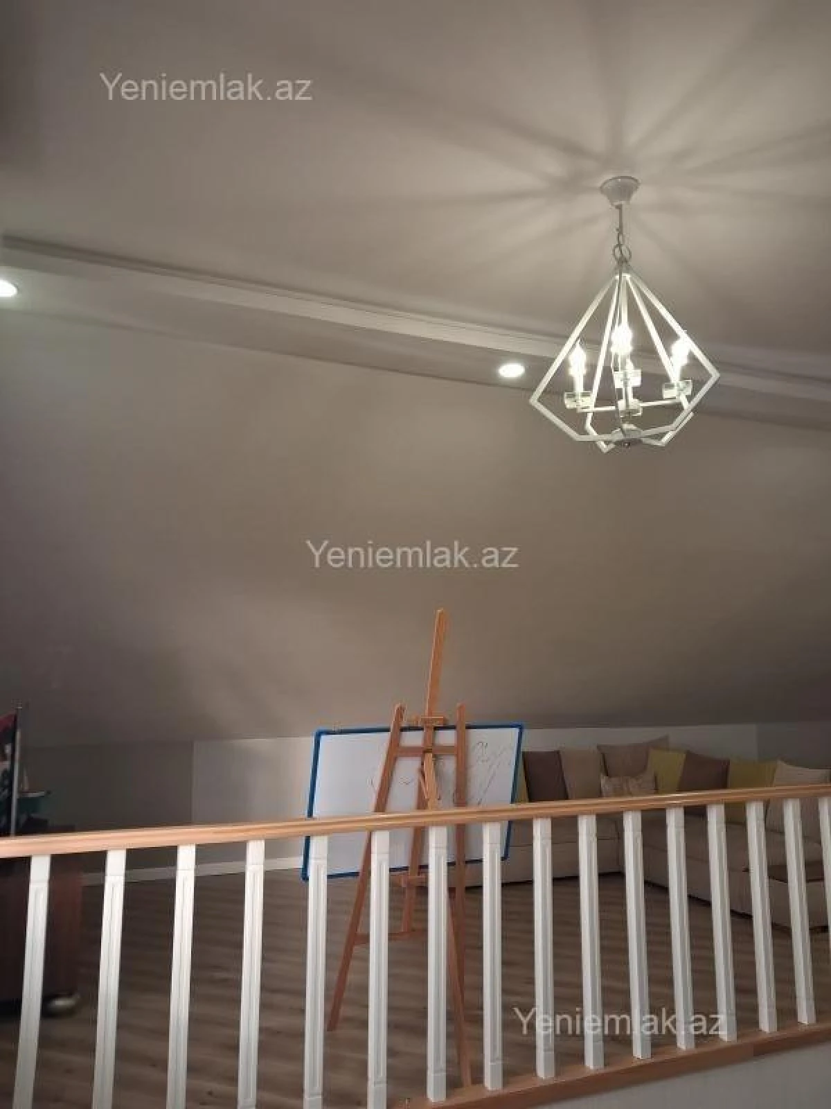 Satılır 5 otaqlı həyət evi 260 m²