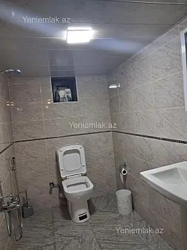 Satılır 5 otaqlı həyət evi 260 m²