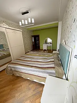Satılır 3 otaqlı yeni tikili 120 m²