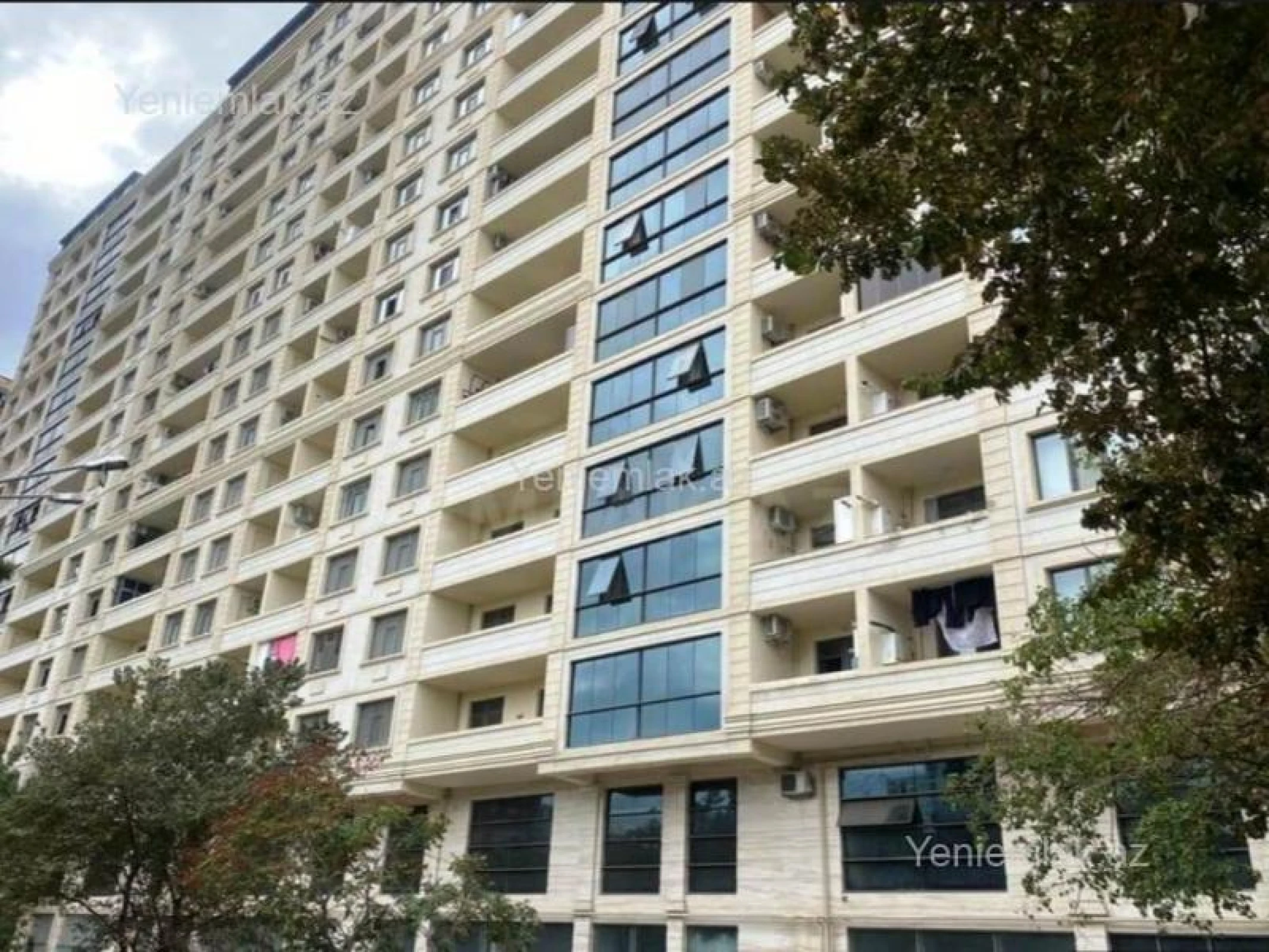 Satılır 2 otaqlı yeni tikili 65 m²