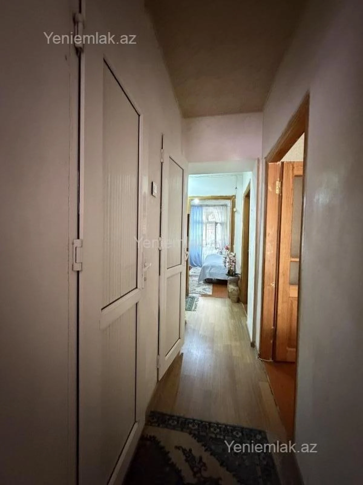 Satılır 3 otaqlı köhnə tikili 75 m²
