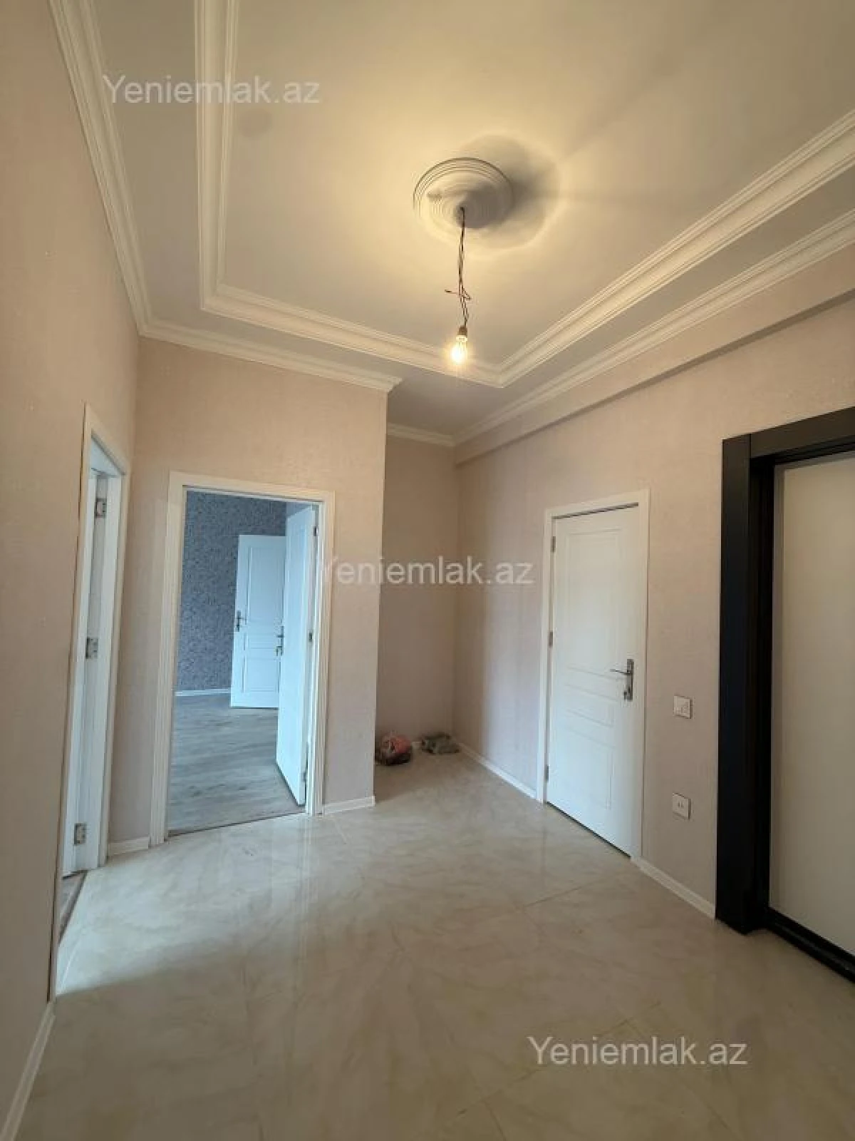 Satılır 3 otaqlı yeni tikili 99 m²