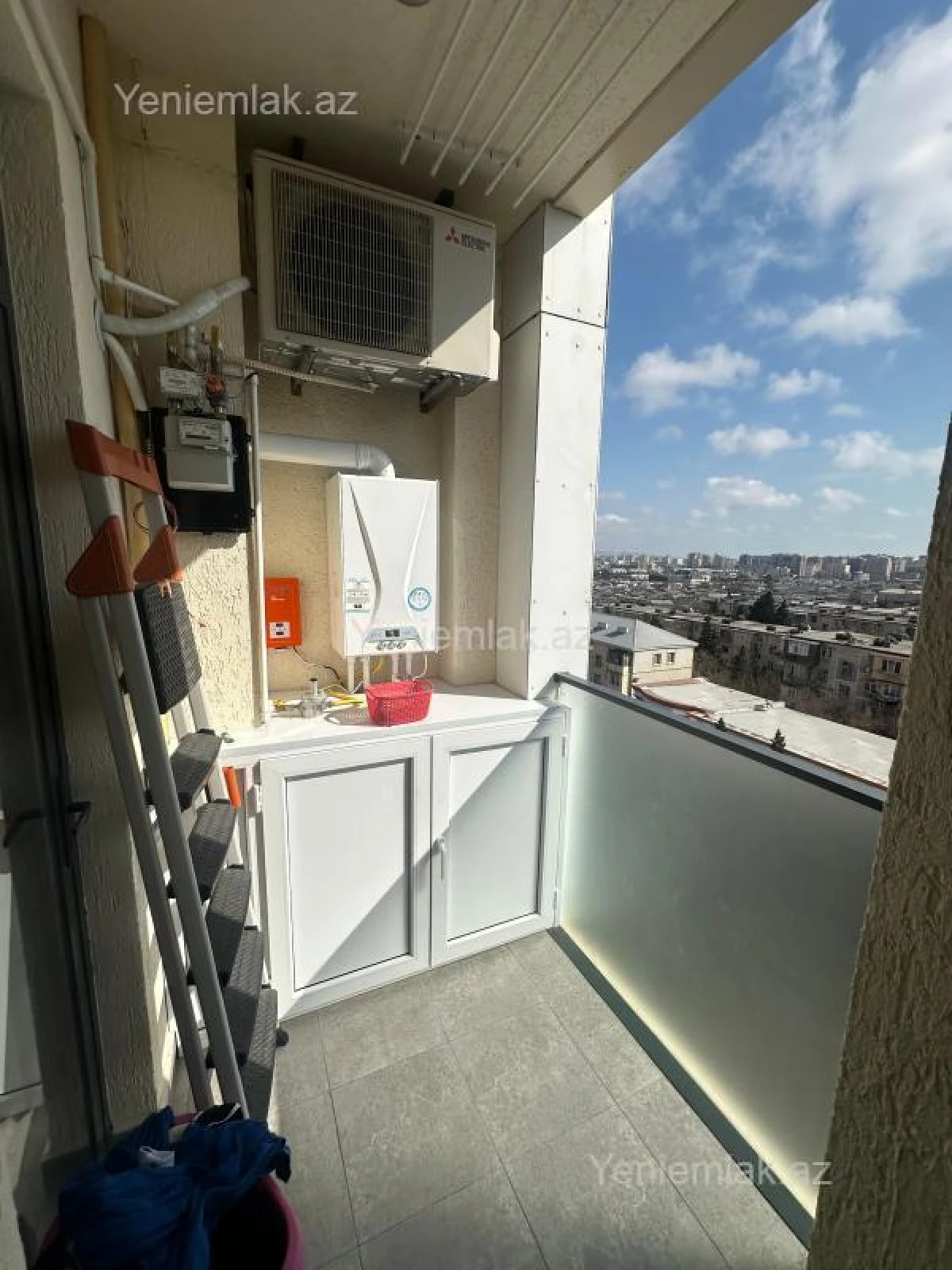 Satılır 4 otaqlı yeni tikili 120 m²