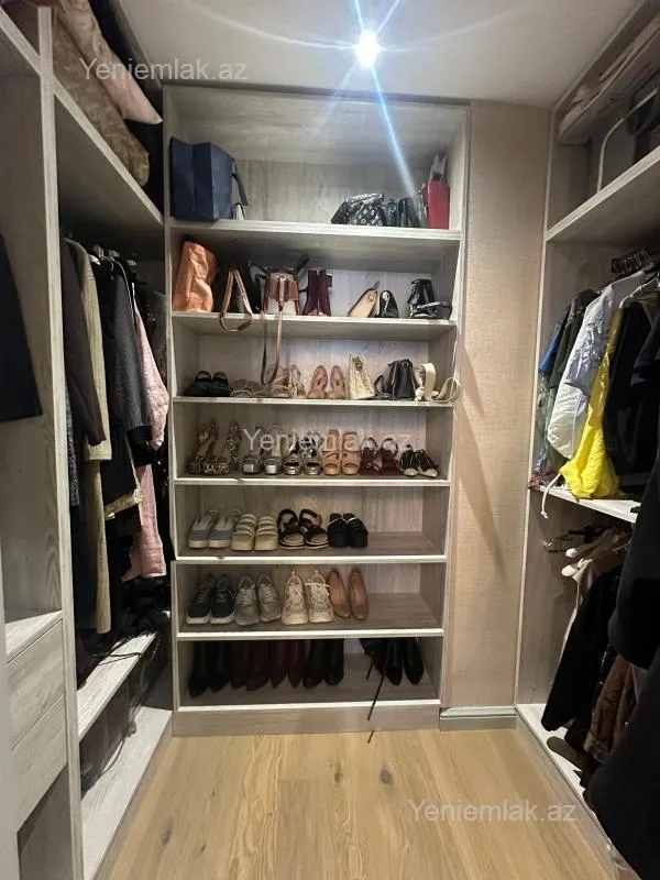 Satılır 4 otaqlı yeni tikili 120 m²