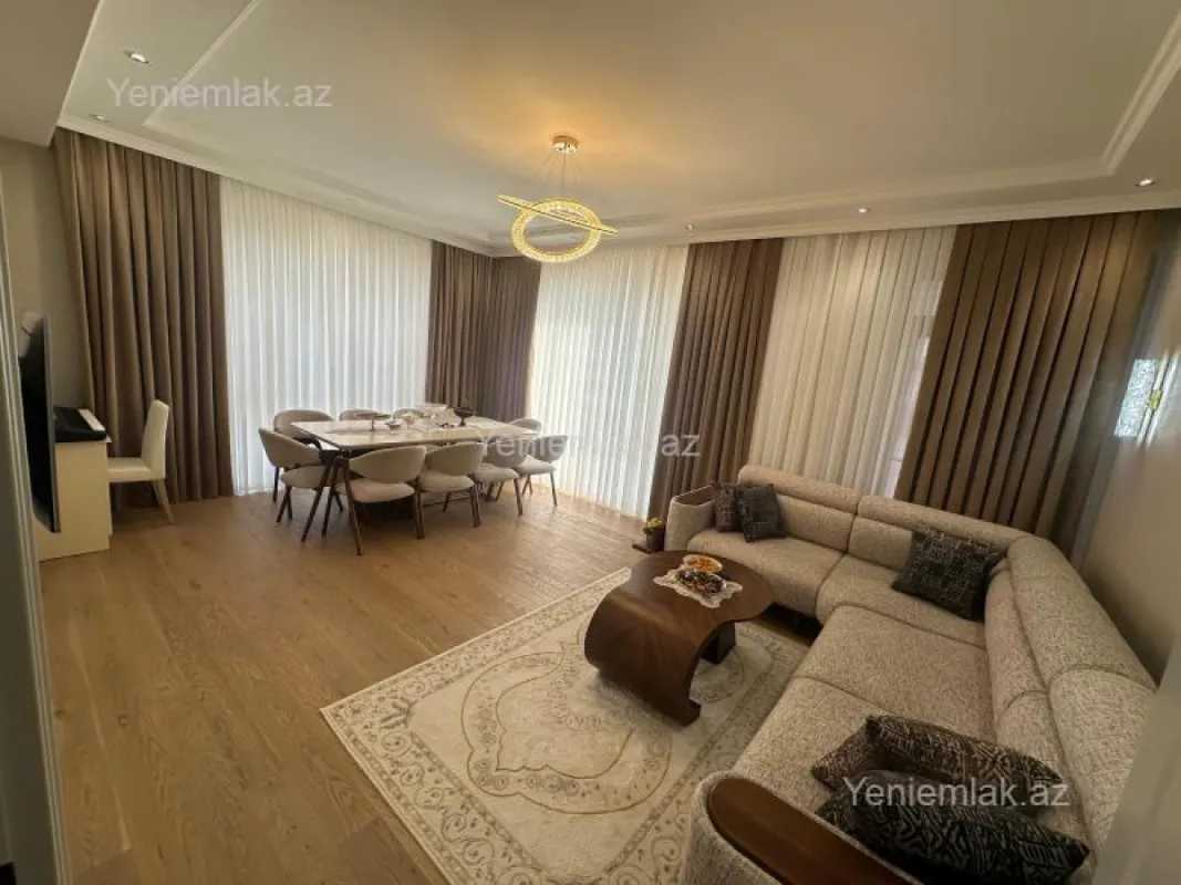 Satılır 4 otaqlı yeni tikili 120 m²